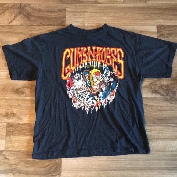 Tops - Incredible vintage GNR Concert T-shirt
